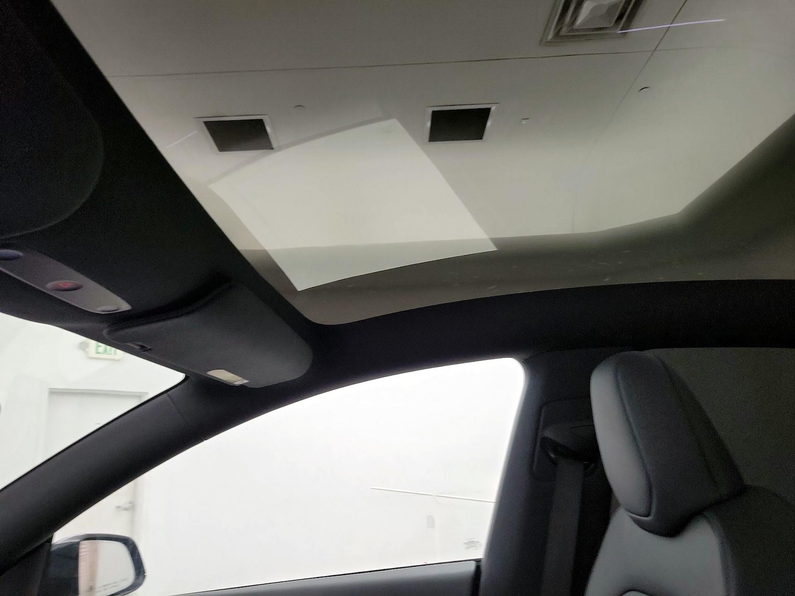 Skylight(s) & Overhead Airbags
