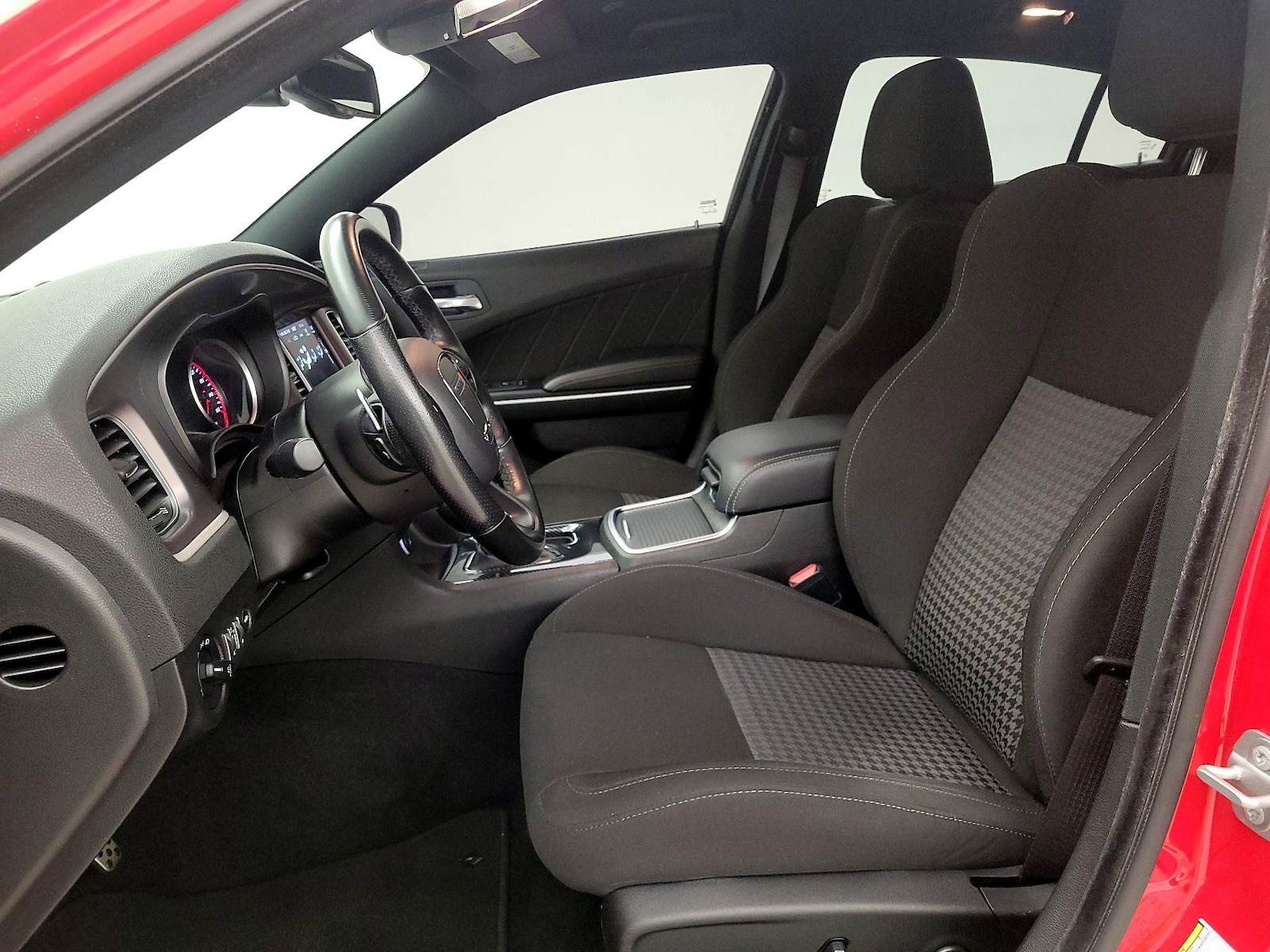 Power Seat(s) & Side Airbags