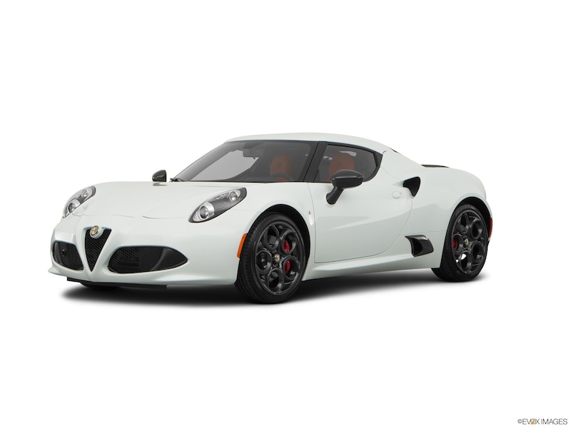 2016 Alfa Romeo 4C review