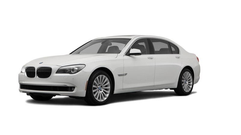 2012 BMW 750 review, photos & specs | CarMax