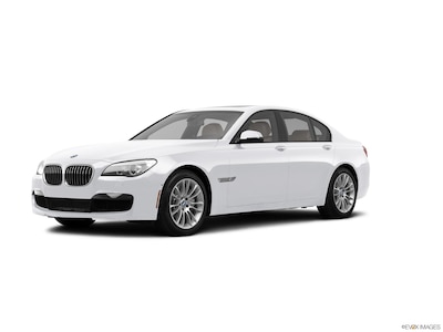 BMW 750 2013