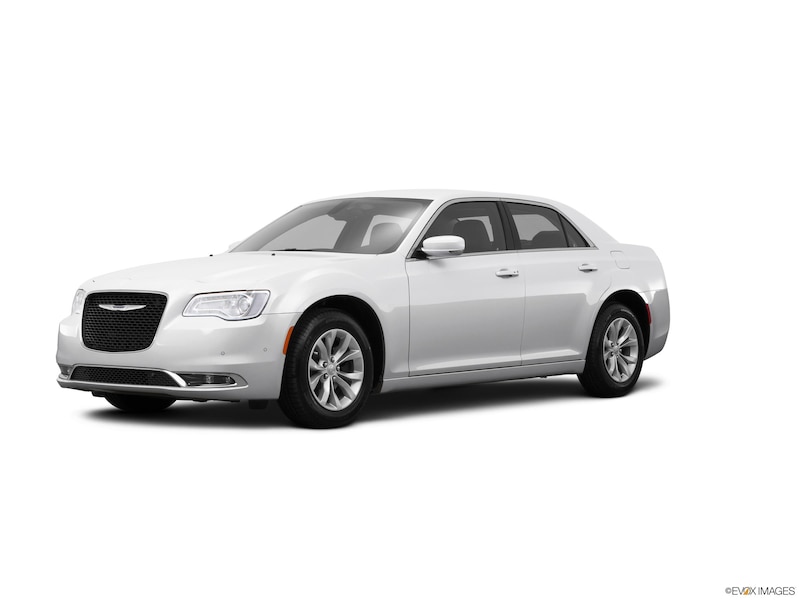 2015 Chrysler 300 review