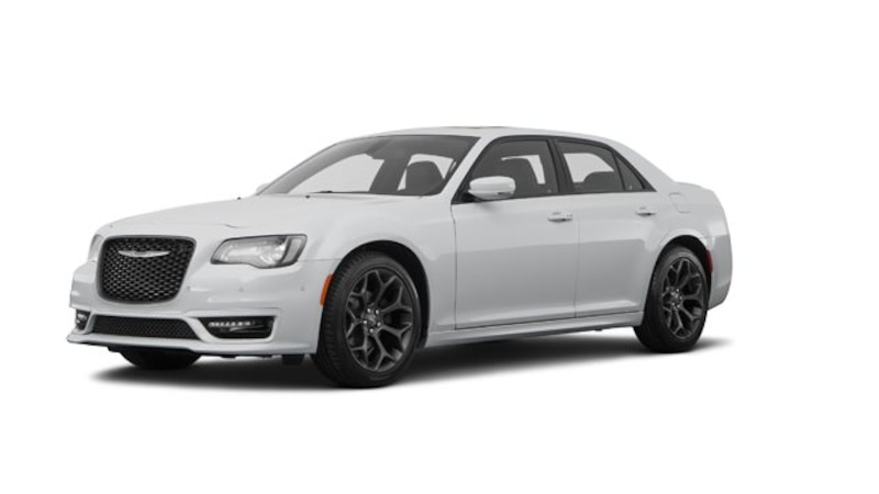 2019 Chrysler 300 review, photos & specs | CarMax