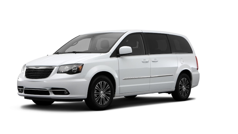 2014 Chrysler Town and Country review, photos & specs | CarMax