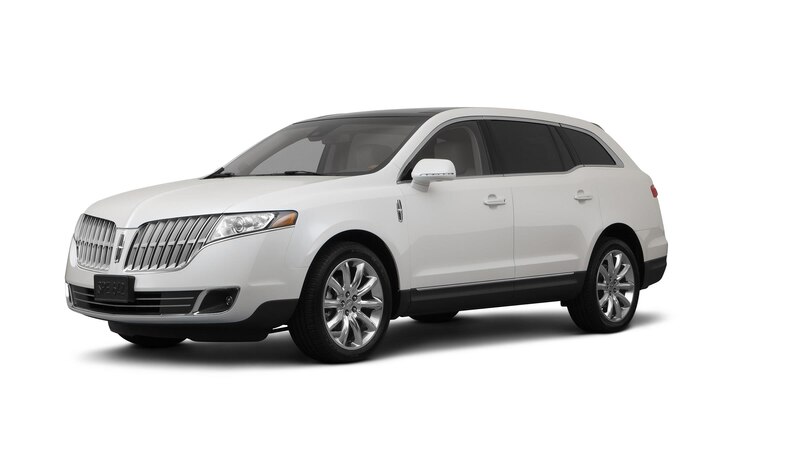 2011 Lincoln Mkt Review Photos And Specs Carmax