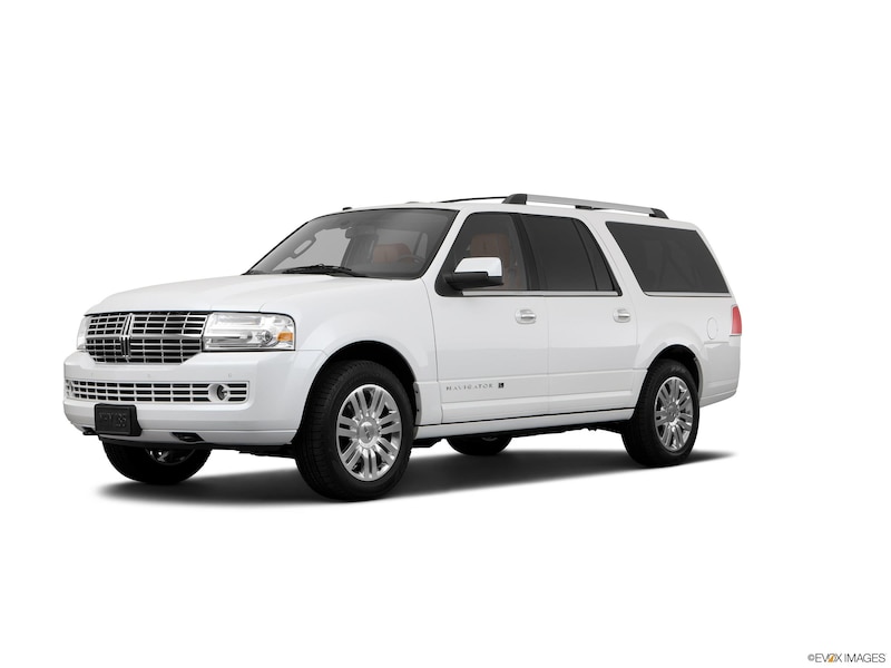 2011 Lincoln Navigator L review