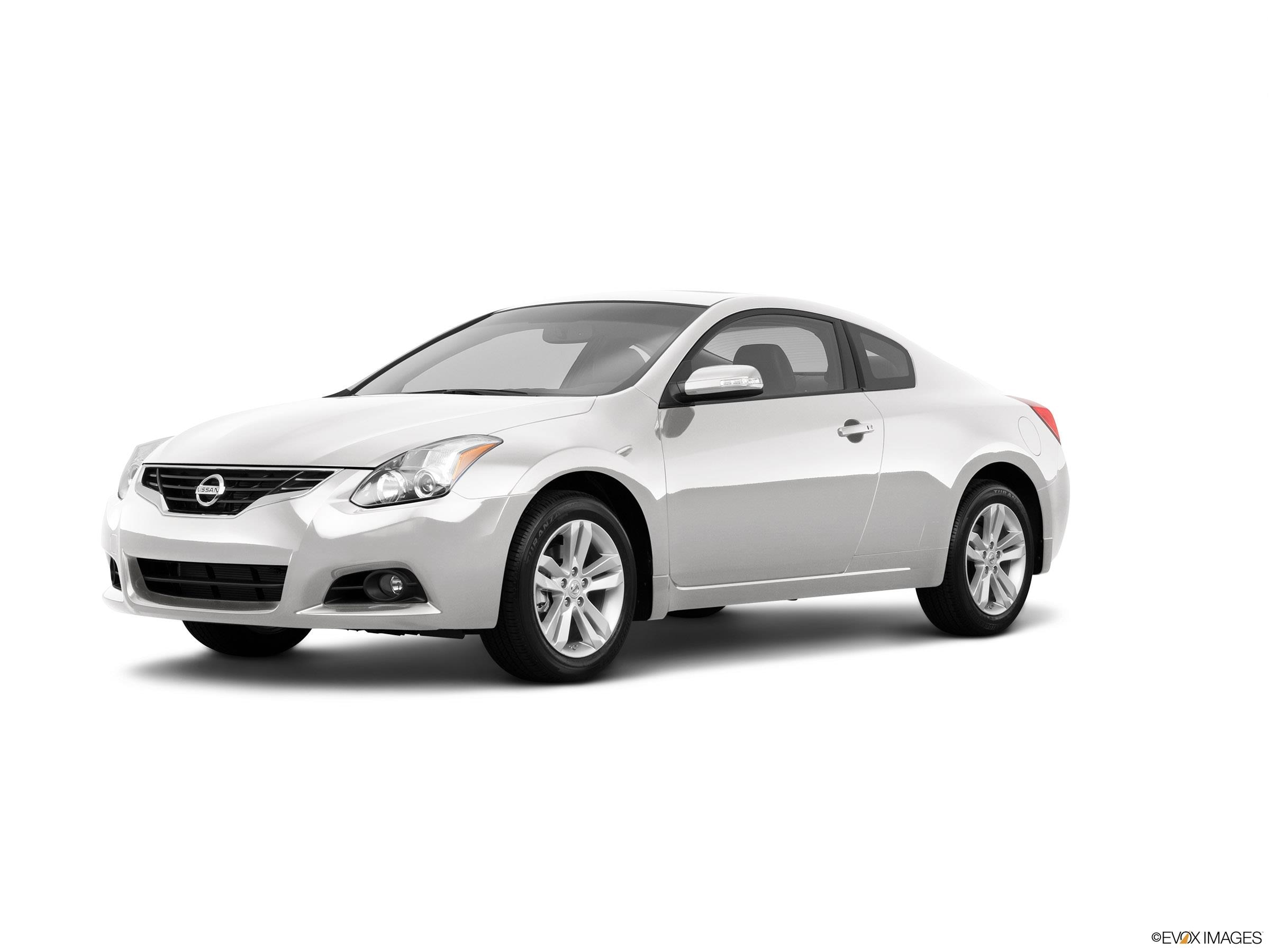 2011 nissan deals altima accessories