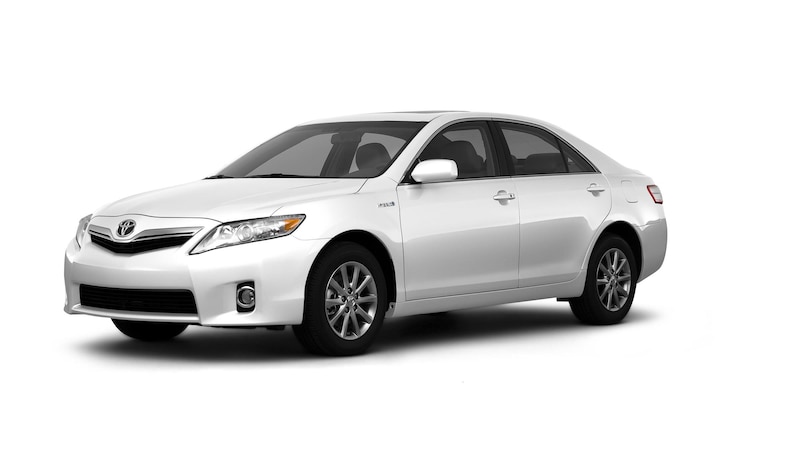 2011 Toyota Camry Hybrid review, photos & specs | CarMax