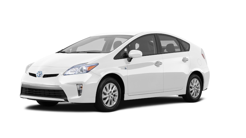 2015 Toyota Prius Plug In Hybrid review, photos & specs | CarMax