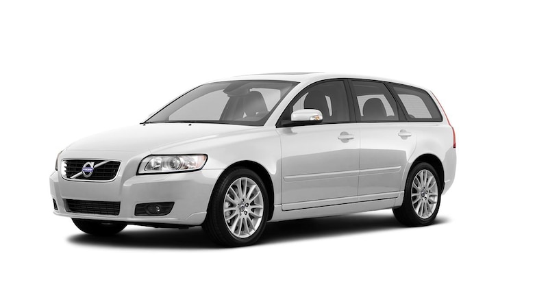 2011 Volvo V50 Review, Pricing, and Specs