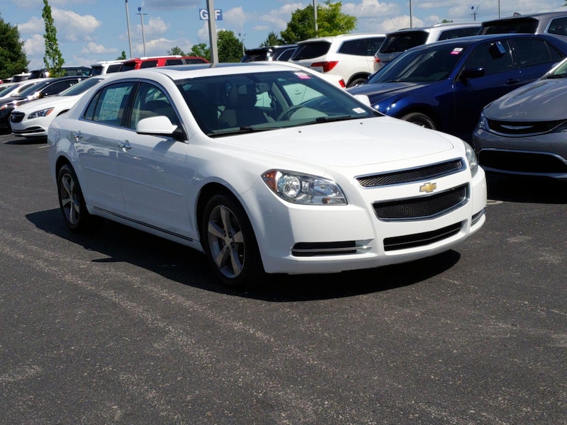 Used Chevrolet Malibu White Exterior for Sale