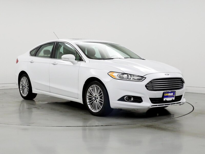 Used Ford Fusion White Exterior for Sale