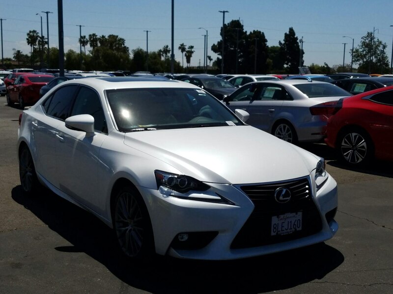 Used Lexus IS 200t White Exterior for Sale