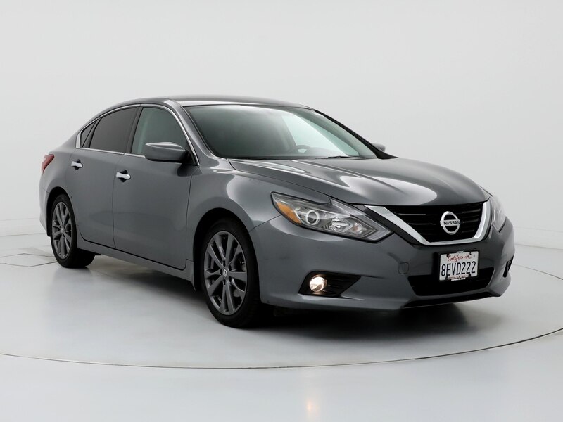 Used Nissan Altima SR for Sale