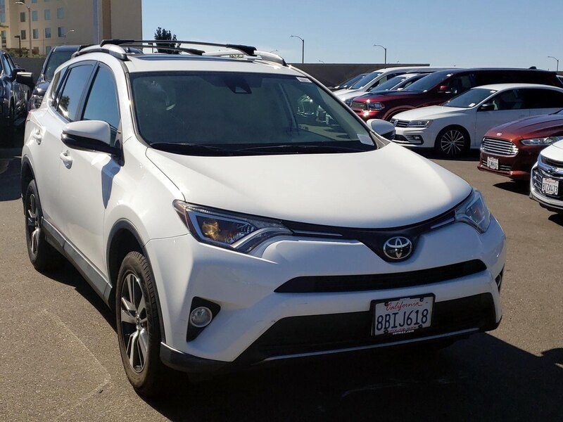 Used 2017 Toyota RAV4 XLE for Sale