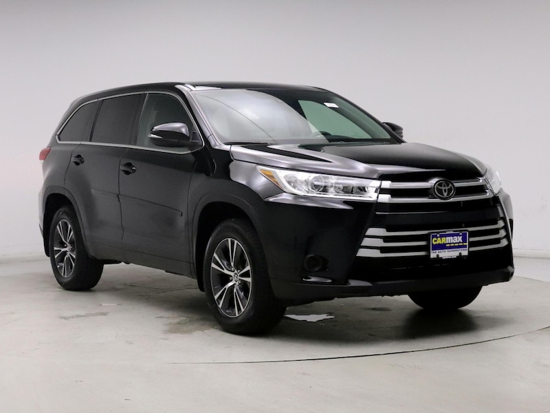 Used Toyota Highlander LE for Sale