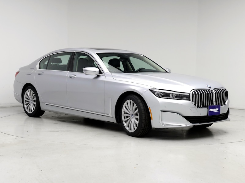 2022 BMW 740 Research, Photos, Specs and Expertise | CarMax