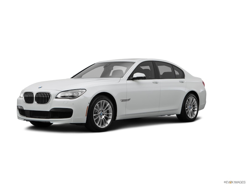 2015 BMW 750 Research, Photos, Specs and Expertise | CarMax