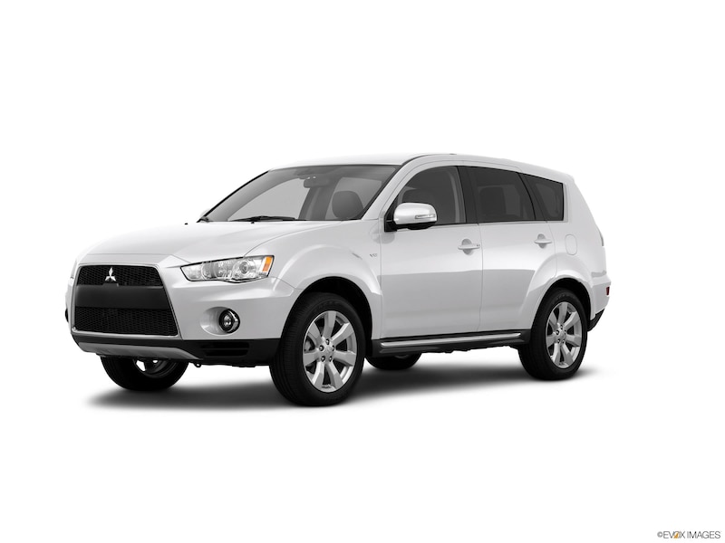 2011 Mitsubishi Outlander Research, Photos, Specs And Expertise | CarMax